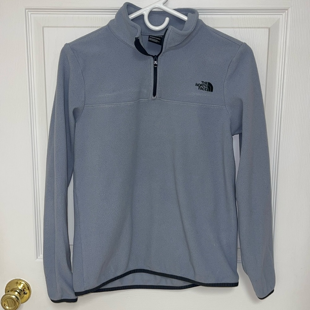 The North Face Women’s Quarter Zip Pullover